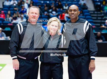 Thumbnail 3 in Mount Paran Christian vs Banks County (GHSA 2A State Championship) photogallery.