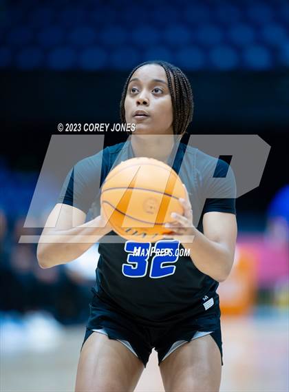 Thumbnail 3 in Mount Paran Christian vs Banks County (GHSA 2A State Championship) photogallery.