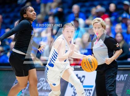 Thumbnail 2 in Mount Paran Christian vs Banks County (GHSA 2A State Championship) photogallery.