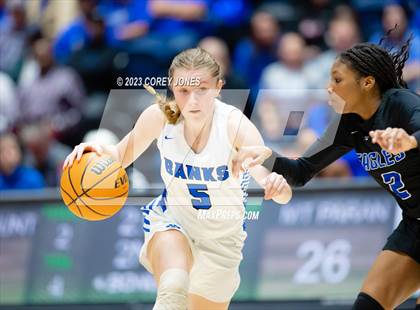 Thumbnail 3 in Mount Paran Christian vs Banks County (GHSA 2A State Championship) photogallery.