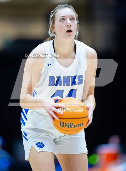 Thumbnail 2 in Mount Paran Christian vs Banks County (GHSA 2A State Championship) photogallery.