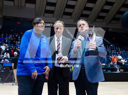 Thumbnail 2 in Mount Paran Christian vs Banks County (GHSA 2A State Championship) photogallery.