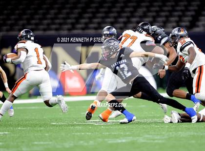 Thumbnail 3 in Sterlington vs. Union Parish (LHSAA 3A Final)  photogallery.