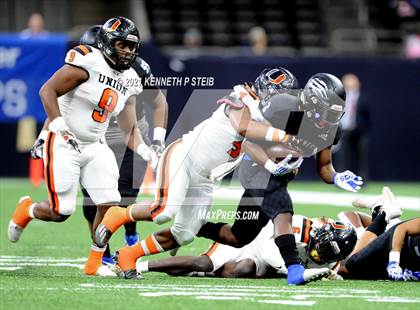 Thumbnail 1 in Sterlington vs. Union Parish (LHSAA 3A Final)  photogallery.