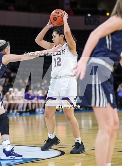 Thumbnail 1 in Lee's Summit West vs. Blue Springs (MSHSAA Class 5 Sectional) photogallery.