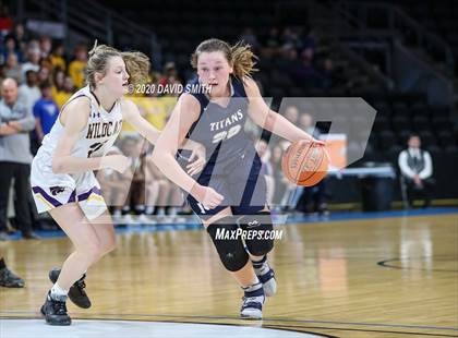 Thumbnail 1 in Lee's Summit West vs. Blue Springs (MSHSAA Class 5 Sectional) photogallery.