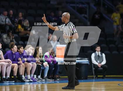 Thumbnail 1 in Lee's Summit West vs. Blue Springs (MSHSAA Class 5 Sectional) photogallery.