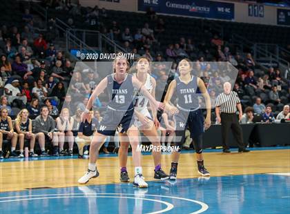 Thumbnail 1 in Lee's Summit West vs. Blue Springs (MSHSAA Class 5 Sectional) photogallery.