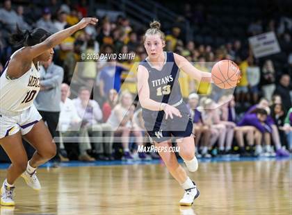 Thumbnail 3 in Lee's Summit West vs. Blue Springs (MSHSAA Class 5 Sectional) photogallery.