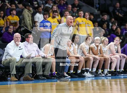 Thumbnail 2 in Lee's Summit West vs. Blue Springs (MSHSAA Class 5 Sectional) photogallery.