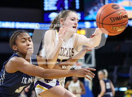 Thumbnail 2 in Lee's Summit West vs. Blue Springs (MSHSAA Class 5 Sectional) photogallery.