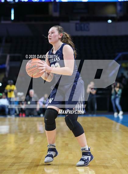 Thumbnail 2 in Lee's Summit West vs. Blue Springs (MSHSAA Class 5 Sectional) photogallery.