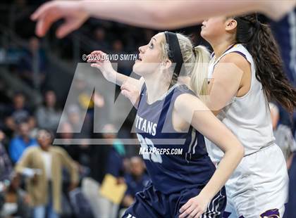 Thumbnail 2 in Lee's Summit West vs. Blue Springs (MSHSAA Class 5 Sectional) photogallery.