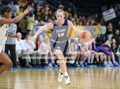Thumbnail 2 in Lee's Summit West vs. Blue Springs (MSHSAA Class 5 Sectional) photogallery.