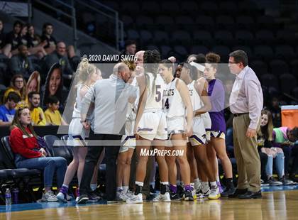 Thumbnail 2 in Lee's Summit West vs. Blue Springs (MSHSAA Class 5 Sectional) photogallery.