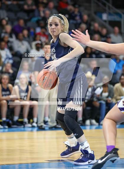 Thumbnail 2 in Lee's Summit West vs. Blue Springs (MSHSAA Class 5 Sectional) photogallery.