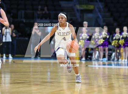 Thumbnail 1 in Lee's Summit West vs. Blue Springs (MSHSAA Class 5 Sectional) photogallery.