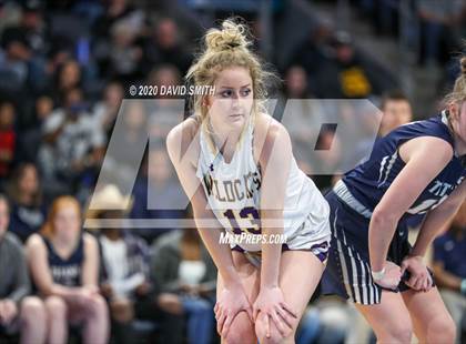 Thumbnail 1 in Lee's Summit West vs. Blue Springs (MSHSAA Class 5 Sectional) photogallery.