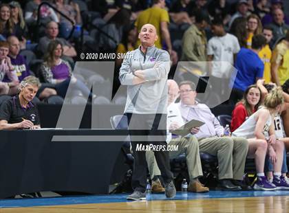Thumbnail 2 in Lee's Summit West vs. Blue Springs (MSHSAA Class 5 Sectional) photogallery.