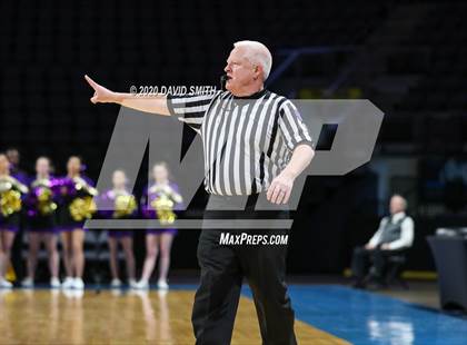 Thumbnail 2 in Lee's Summit West vs. Blue Springs (MSHSAA Class 5 Sectional) photogallery.