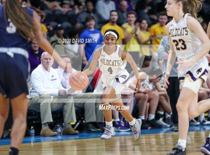 Thumbnail 3 in Lee's Summit West vs. Blue Springs (MSHSAA Class 5 Sectional) photogallery.