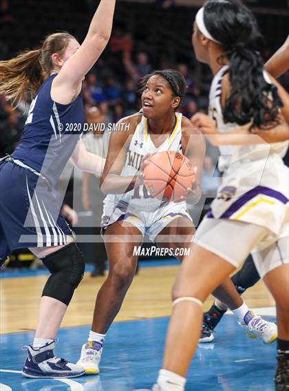 Thumbnail 2 in Lee's Summit West vs. Blue Springs (MSHSAA Class 5 Sectional) photogallery.