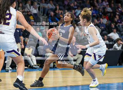 Thumbnail 3 in Lee's Summit West vs. Blue Springs (MSHSAA Class 5 Sectional) photogallery.