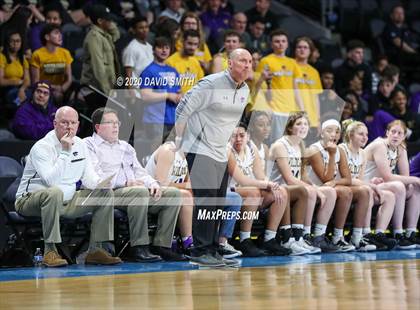 Thumbnail 1 in Lee's Summit West vs. Blue Springs (MSHSAA Class 5 Sectional) photogallery.