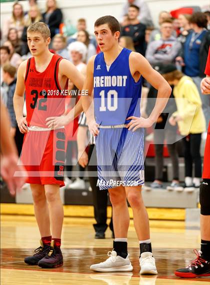 Thumbnail 3 in Fremont vs. American Fork (Utah Elite 8) photogallery.