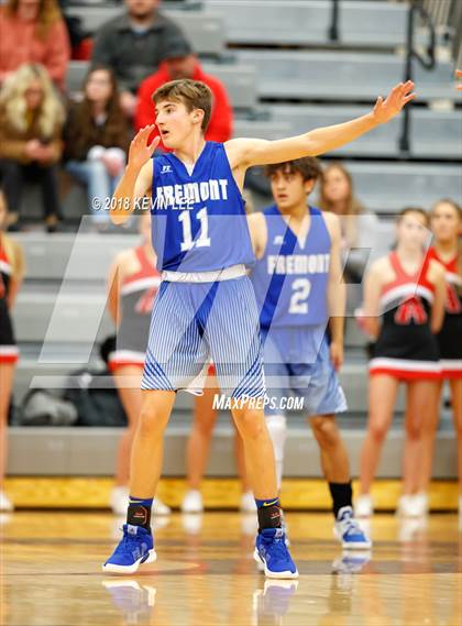 Thumbnail 1 in Fremont vs. American Fork (Utah Elite 8) photogallery.