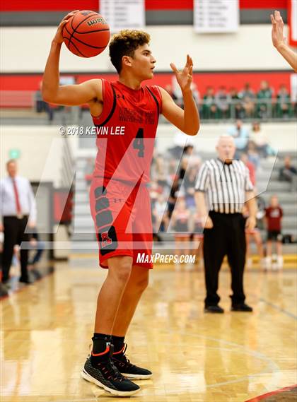 Thumbnail 3 in Fremont vs. American Fork (Utah Elite 8) photogallery.
