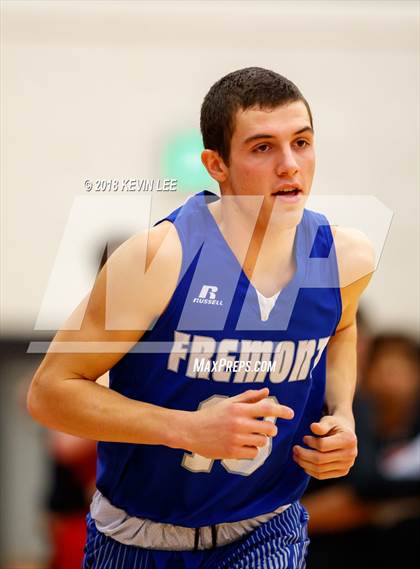 Thumbnail 1 in Fremont vs. American Fork (Utah Elite 8) photogallery.
