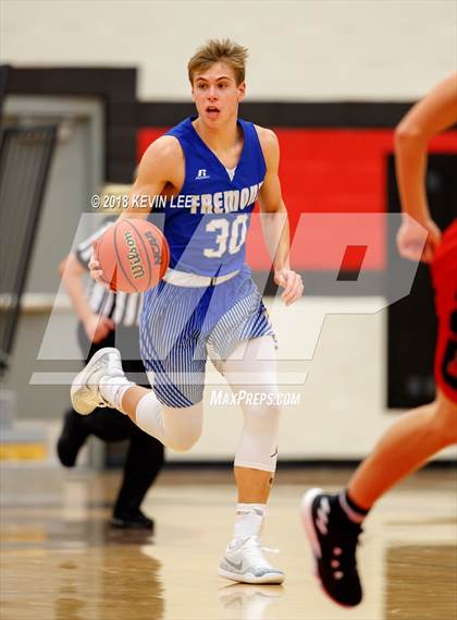 Thumbnail 1 in Fremont vs. American Fork (Utah Elite 8) photogallery.
