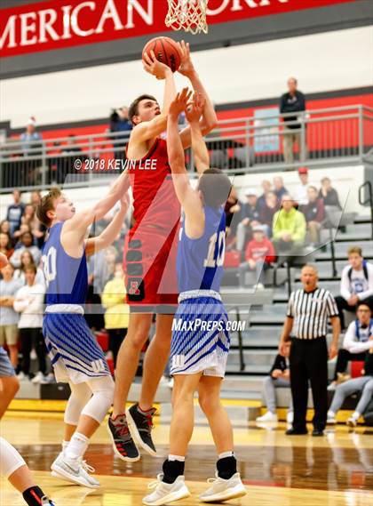Thumbnail 1 in Fremont vs. American Fork (Utah Elite 8) photogallery.