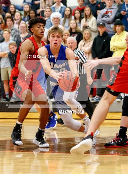 Thumbnail 3 in Fremont vs. American Fork (Utah Elite 8) photogallery.