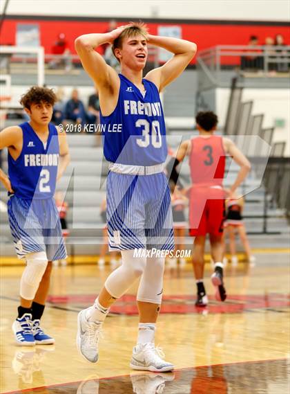 Thumbnail 3 in Fremont vs. American Fork (Utah Elite 8) photogallery.
