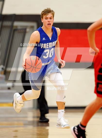 Thumbnail 3 in Fremont vs. American Fork (Utah Elite 8) photogallery.