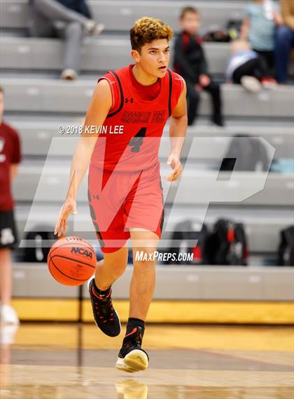 Thumbnail 3 in Fremont vs. American Fork (Utah Elite 8) photogallery.