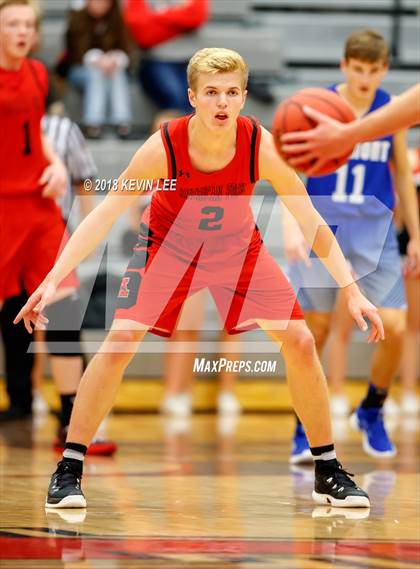 Thumbnail 3 in Fremont vs. American Fork (Utah Elite 8) photogallery.