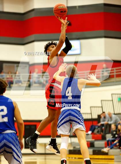 Thumbnail 2 in Fremont vs. American Fork (Utah Elite 8) photogallery.