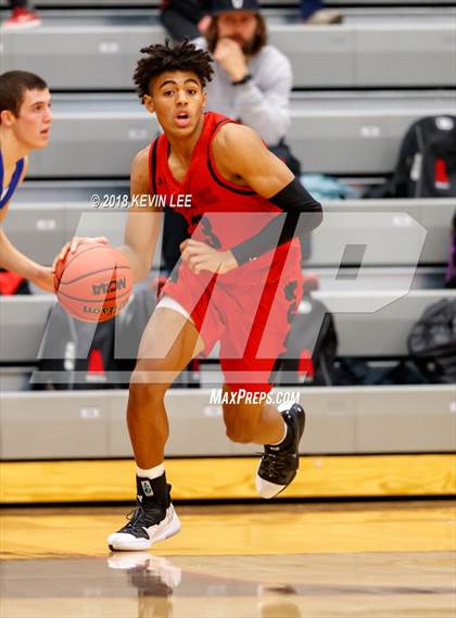 Thumbnail 2 in Fremont vs. American Fork (Utah Elite 8) photogallery.