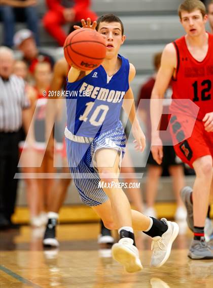 Thumbnail 3 in Fremont vs. American Fork (Utah Elite 8) photogallery.
