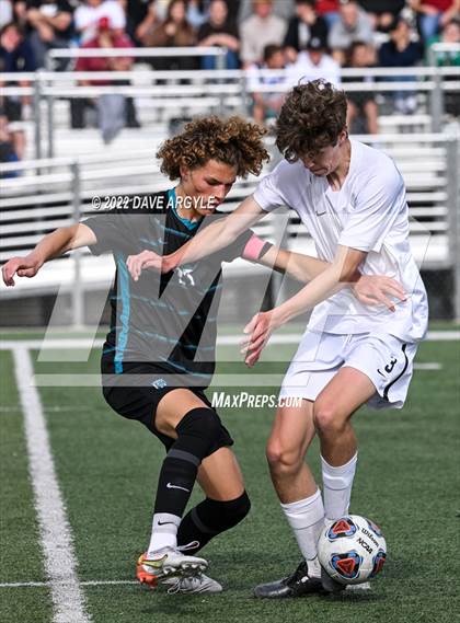 Thumbnail 3 in Farmington vs. Herriman (UHSAA 6A Semifinal) photogallery.