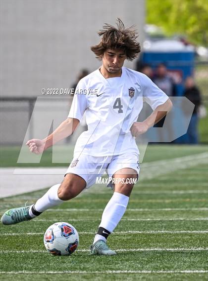 Thumbnail 1 in Farmington vs. Herriman (UHSAA 6A Semifinal) photogallery.