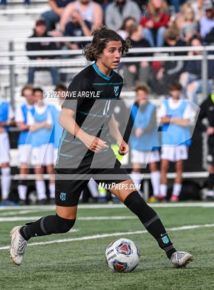 Thumbnail 2 in Farmington vs. Herriman (UHSAA 6A Semifinal) photogallery.