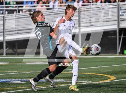 Thumbnail 3 in Farmington vs. Herriman (UHSAA 6A Semifinal) photogallery.