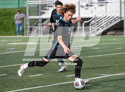 Thumbnail 1 in Farmington vs. Herriman (UHSAA 6A Semifinal) photogallery.