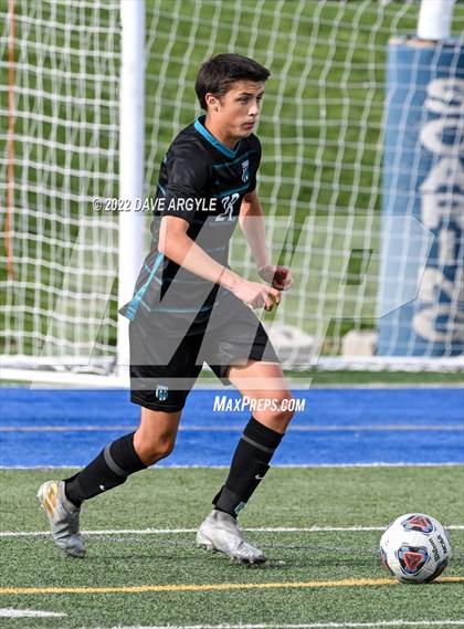 Thumbnail 1 in Farmington vs. Herriman (UHSAA 6A Semifinal) photogallery.