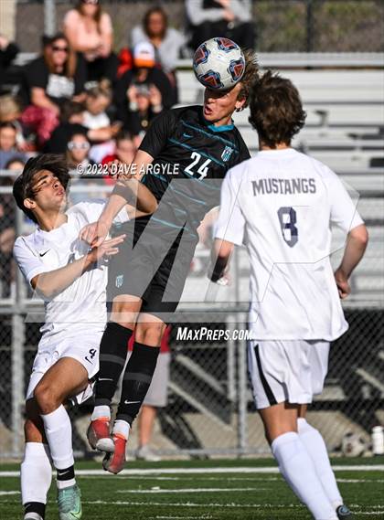 Thumbnail 2 in Farmington vs. Herriman (UHSAA 6A Semifinal) photogallery.