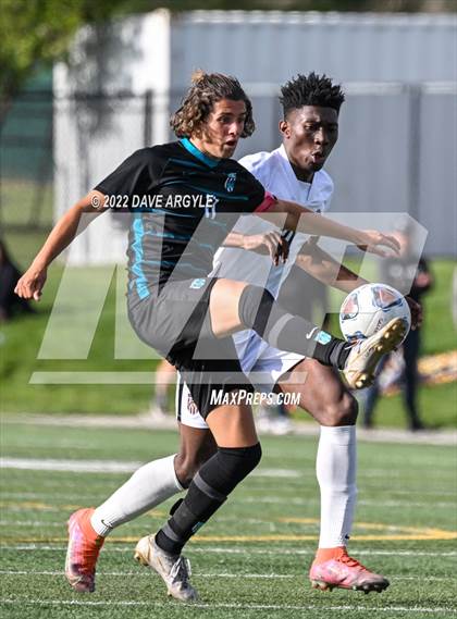 Thumbnail 3 in Farmington vs. Herriman (UHSAA 6A Semifinal) photogallery.